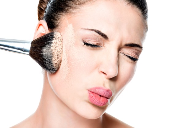 Tips Penggunaan Makeup untuk Kulit Sensitif