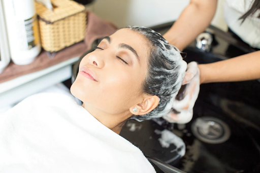 Manfaat Creambath Rambut Sehat dan Berkilau, Perawatan Hair Spa Versi Indonesia