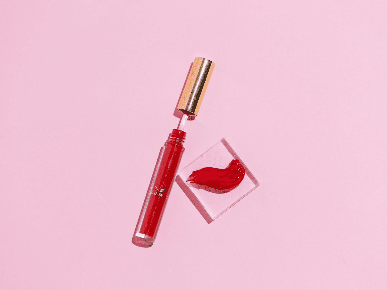 Apa Itu Lip Stain? Ini Perbedaannya dengan Lipstik dan Lip Tint!