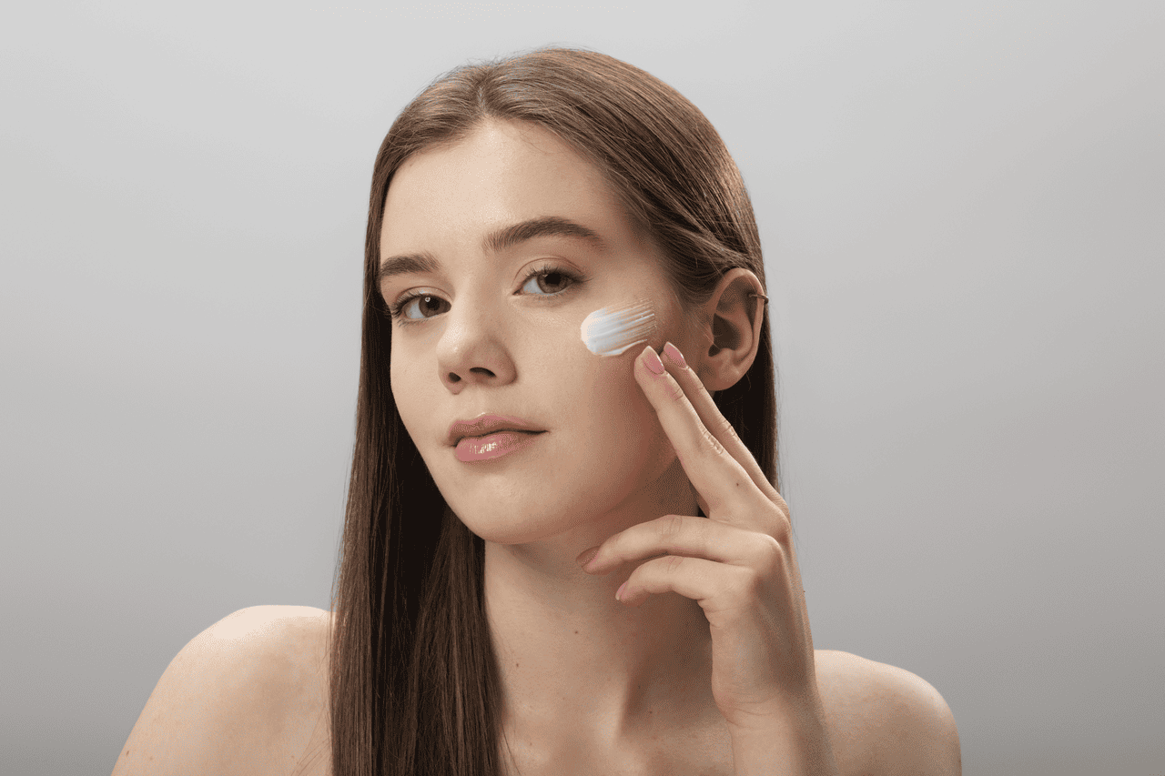 Fakta di Balik Sunscreen: Apakah Bisa Memutihkan Wajah?
