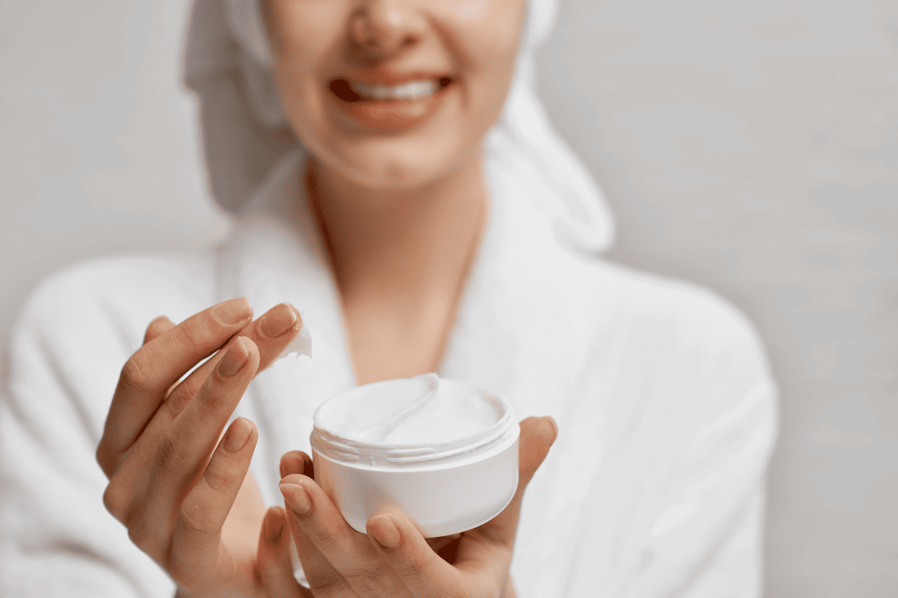 5 Rekomendasi Brightening Moisturizer, Bikin Wajah Glowing!
