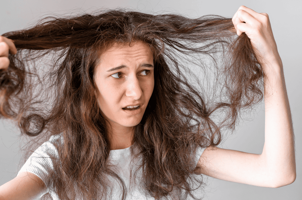 9 Cara Mengatasi Rambut Kering dan Mengembang, Lebih Halus!