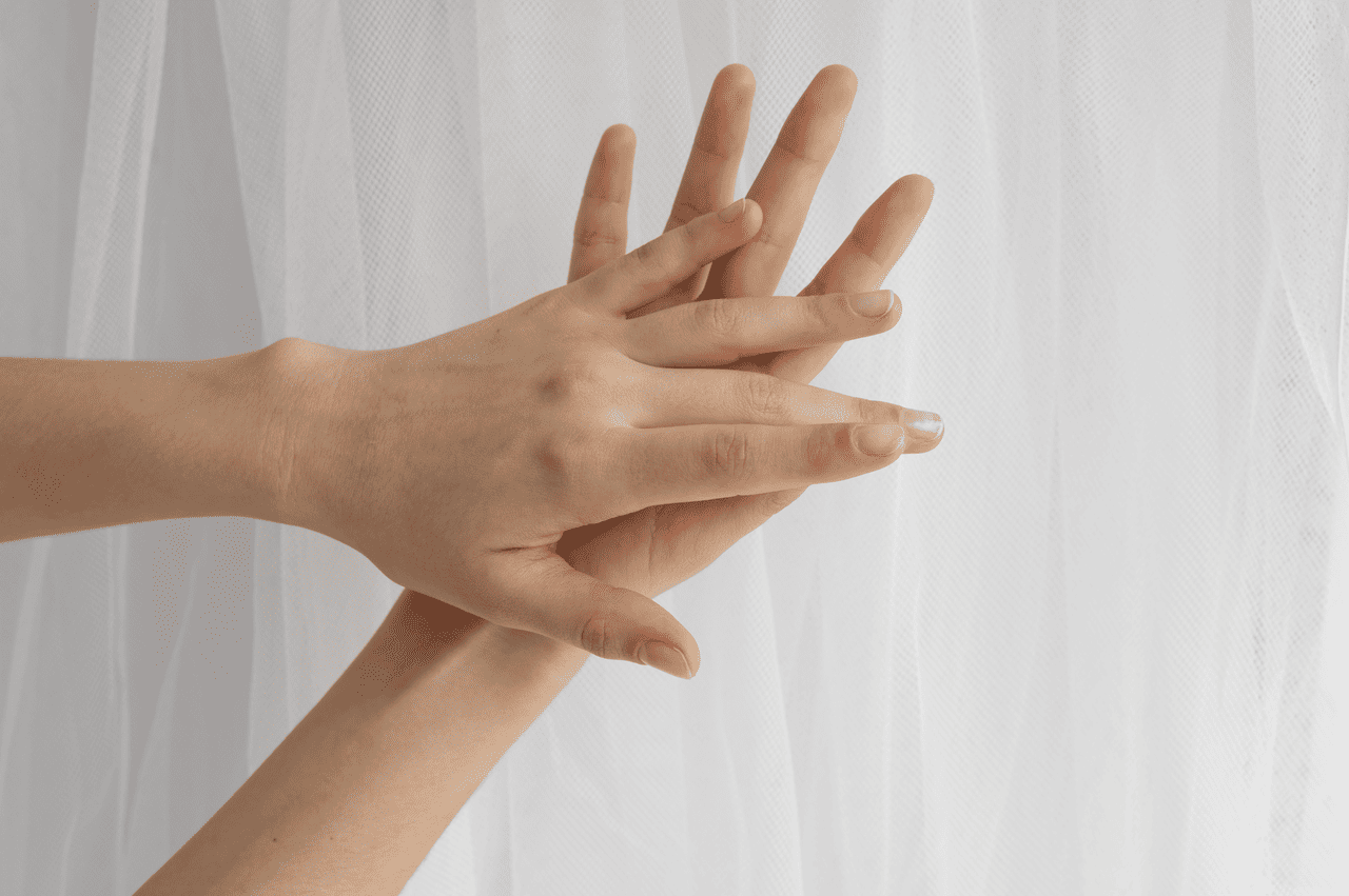 Kulit Tangan Kering? Ini Cara Mengatasinya dengan Mudah!