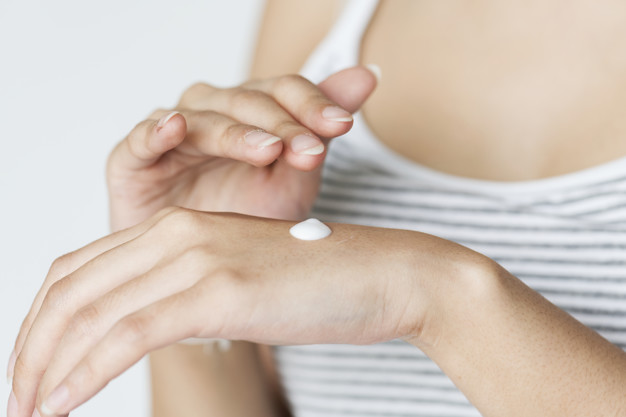 Intip 5 Manfaat Hand Cream dan Cara Tepat Penggunaannya