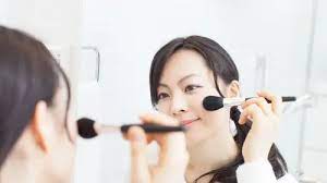 Masih Belajar Makeup? Yuk Coba Rekomendasi Merk Make Up Untuk Pemula Ini!