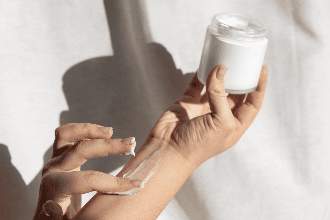 5 Manfaat Body Cream untuk Kulit, Bikin Lembap Seharian
