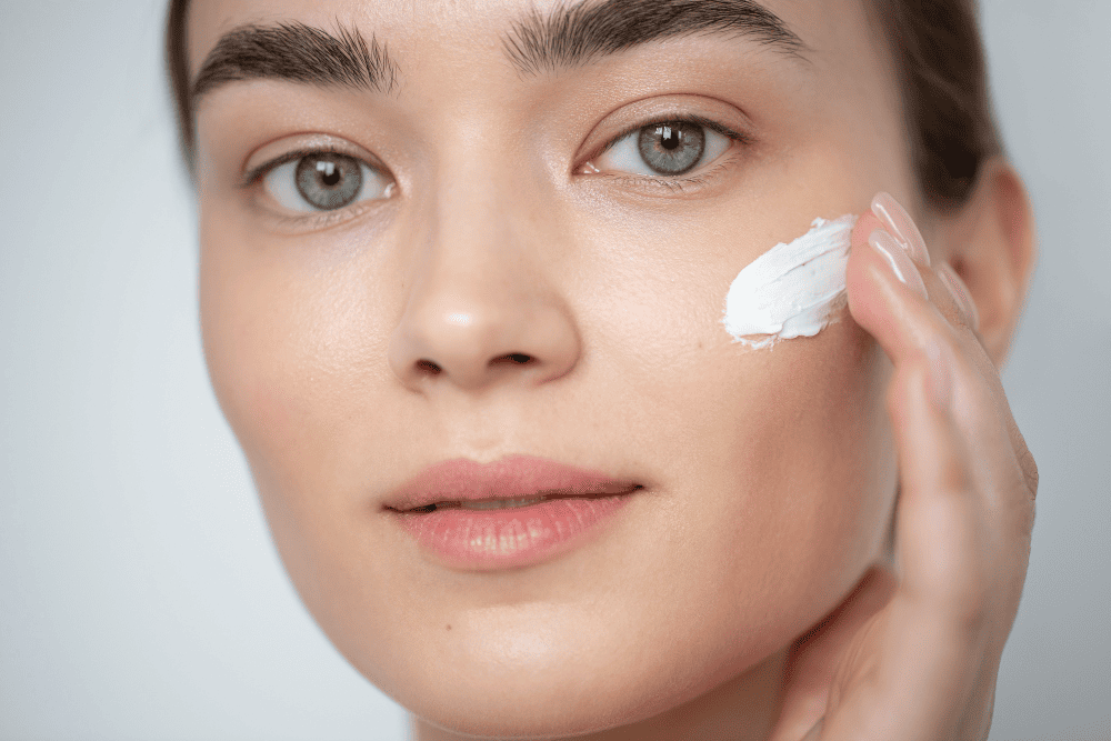 6 Moisturizer untuk Perbaiki Skin Barrier, Biar Kulit Nggak Iritasi!