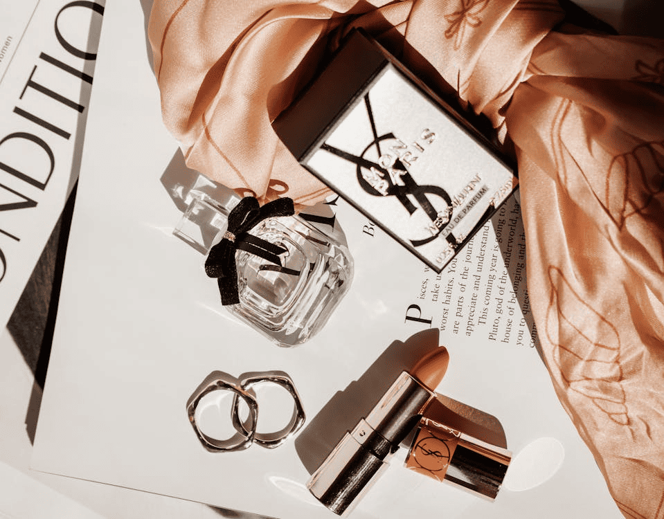 5 Parfum Artis Korea, dari J-Hope BTS hingga Wonyoung IVE