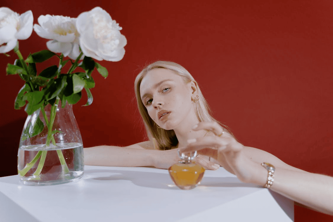 8 Parfum Niche Terbaik Wanita, Aromanya Mewah dan Classy