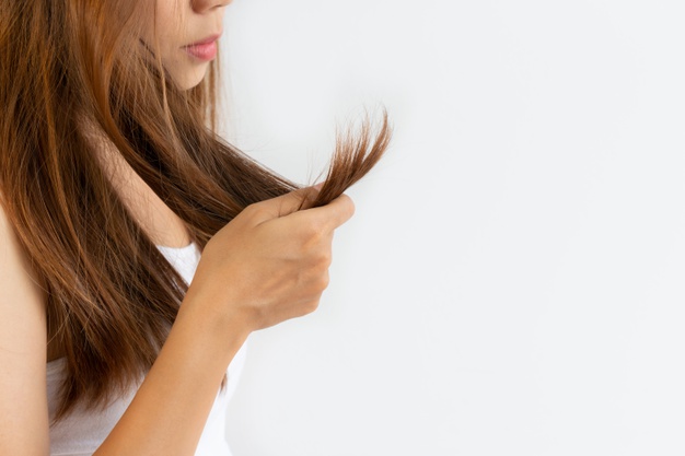 5 Cara Tepat Perawatan Rambut Rusak akibat Styling Berlebih