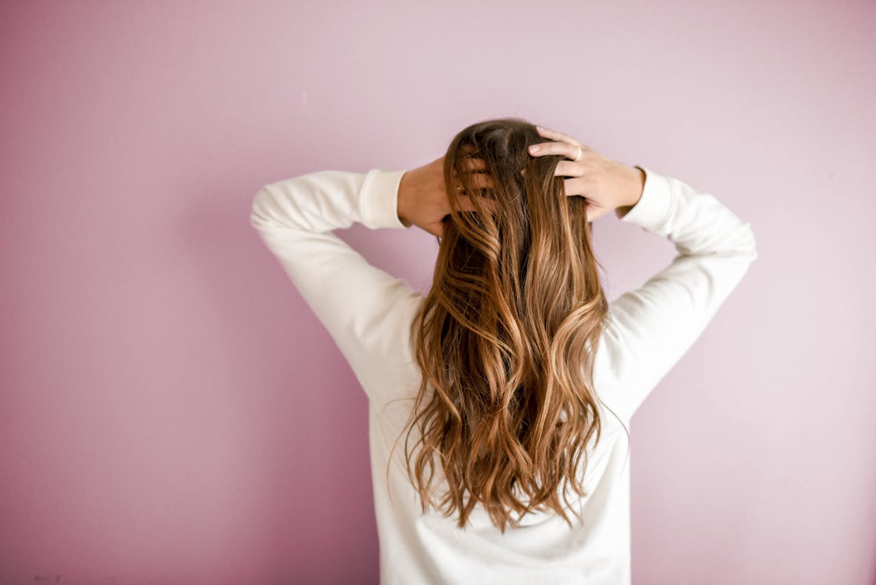 Tren Warna Rambut 2025 untuk Pria dan Wanita, Tertarik Coba?