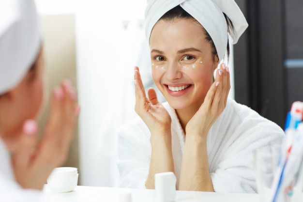 Inilah 6 Urutan Skincare Pagi yang Tepat untuk Awali Hari